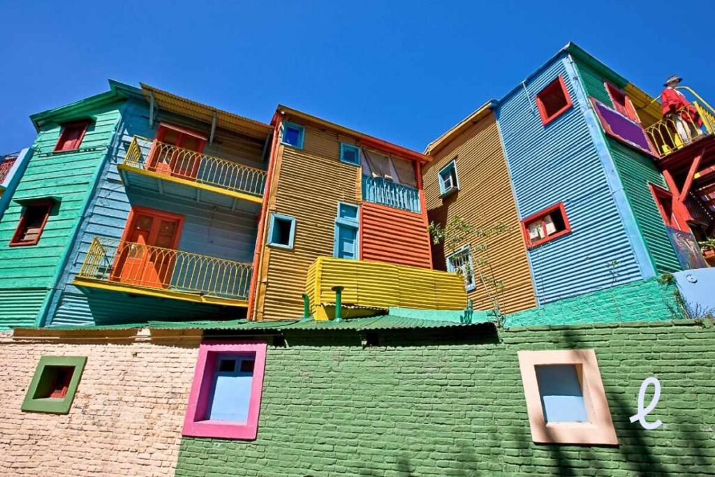 O que fazer em Buenos Aires: dicas de passeios na cidade! Caminito, La Boca, bairro colorido em Buenos Aires.