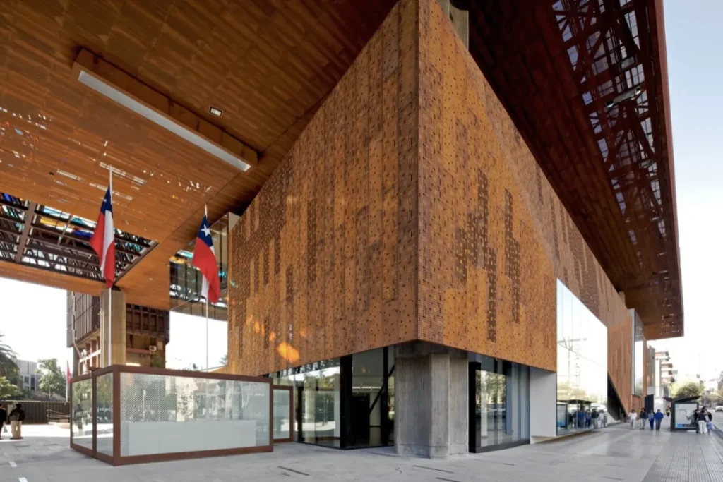 Vale a pena visitar o Centro Cultural Gabriela Mistral em Santiago? Centro Cultural Gabriela Mistral