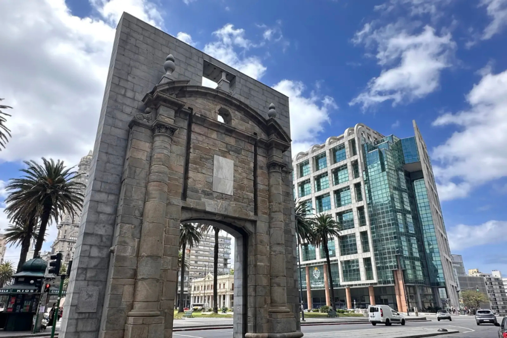 Ciudad Vieja: conheça o bairro mais antigo de Montevidéu Ciudad Vieja