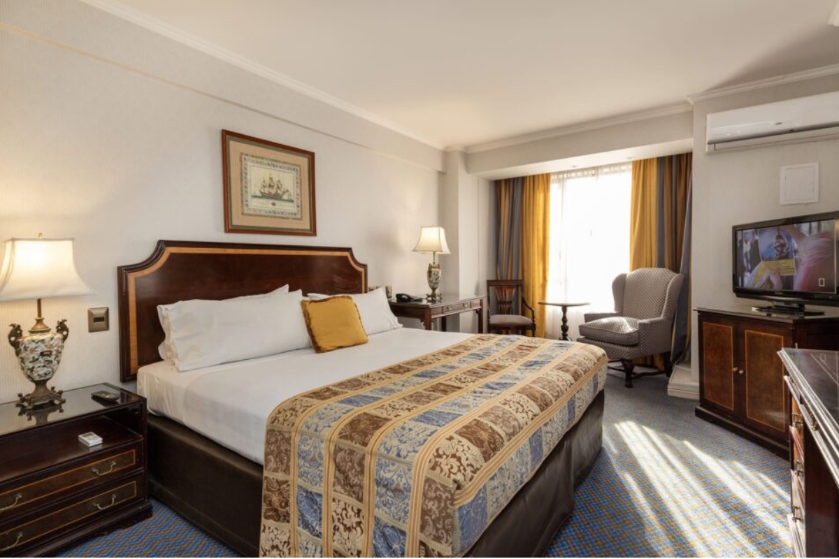 Quarto de estilo clássico no Park Plaza Santiago