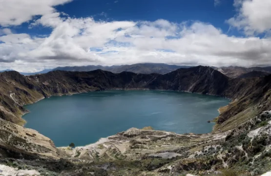 Quilotoa: como visitar a lagoa vulcânica no Equador