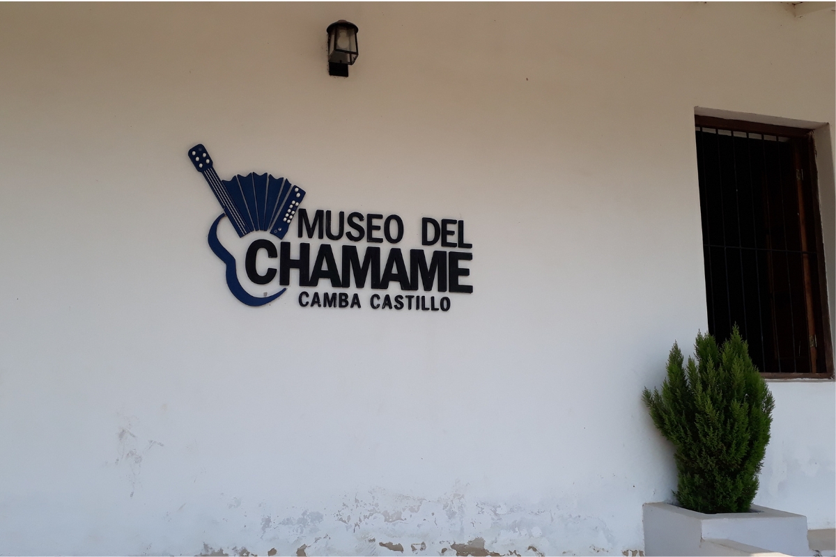 Fachada do Museo del Chamamé Cambá Castillo em Mercedes, Corrientes