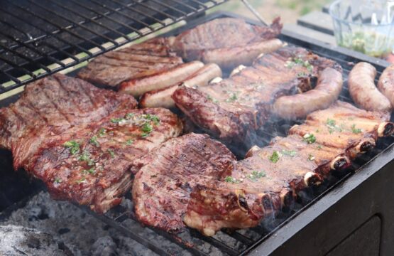 Parrilla uruguaia: por que esse churrasco é um dos maiores símbolos da gastronomia do Uruguai